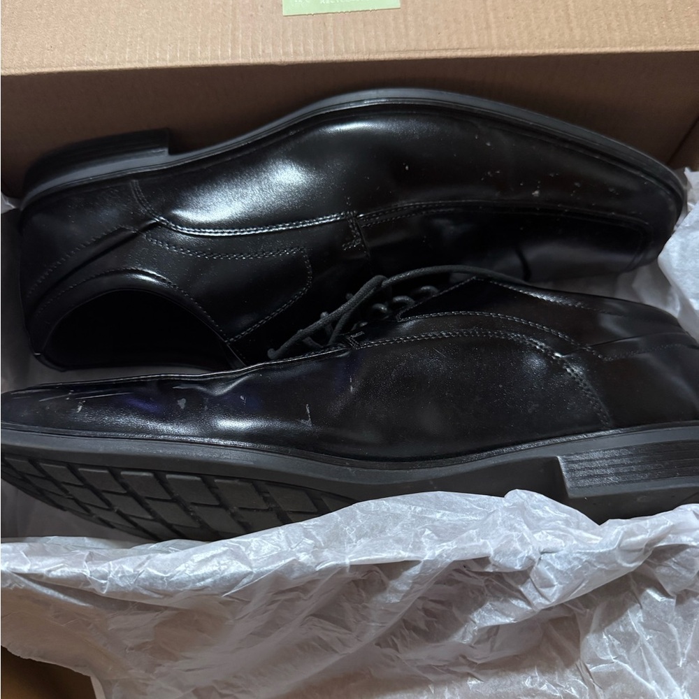 Colter Black Shoes - Size 11.5W